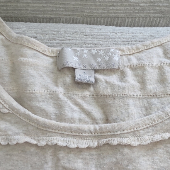 Elegant Cream Textjred omen's Top - Picture 4 of 5